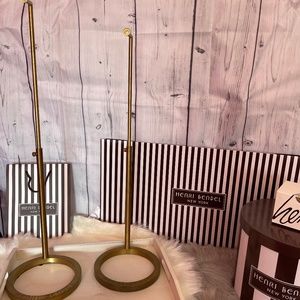 Henri Bendel solid brass adjustable bag display holders